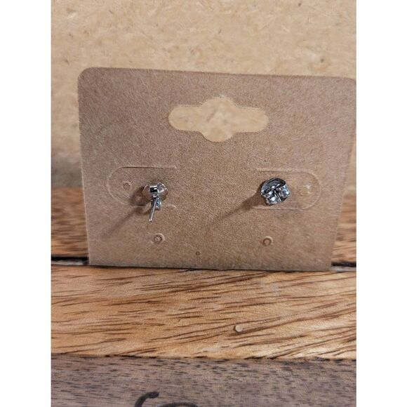 Vintage Blue and White Dangle Earrings - Picture 5 of 5